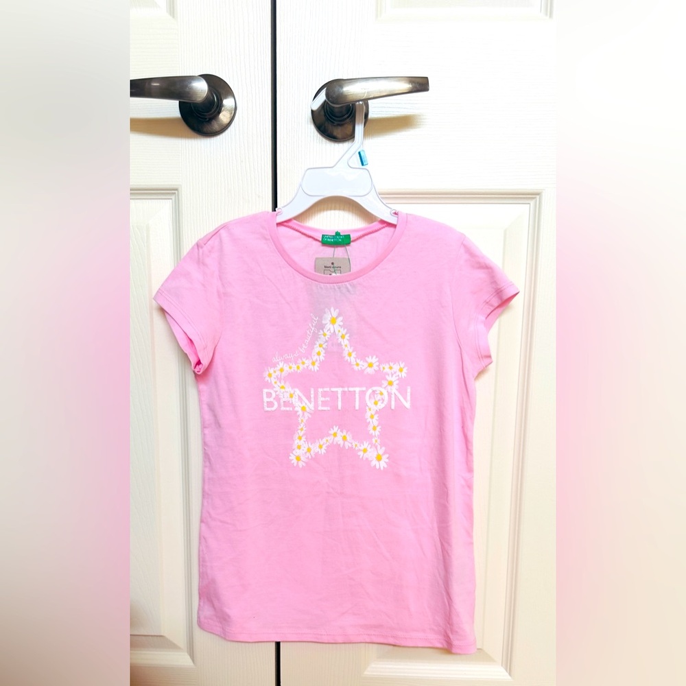 Brand new United Colors Of Benetton Tee kids size 8-9